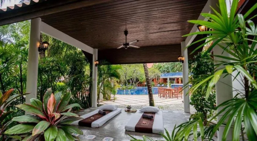 Hyton Leelavadee Hotel