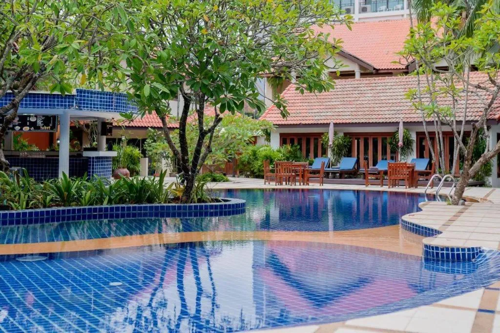 Hyton Leelavadee Hotel