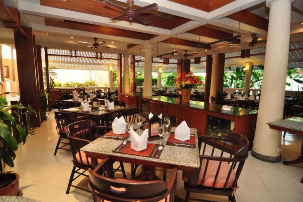 Hyton Leelavadee Hotel