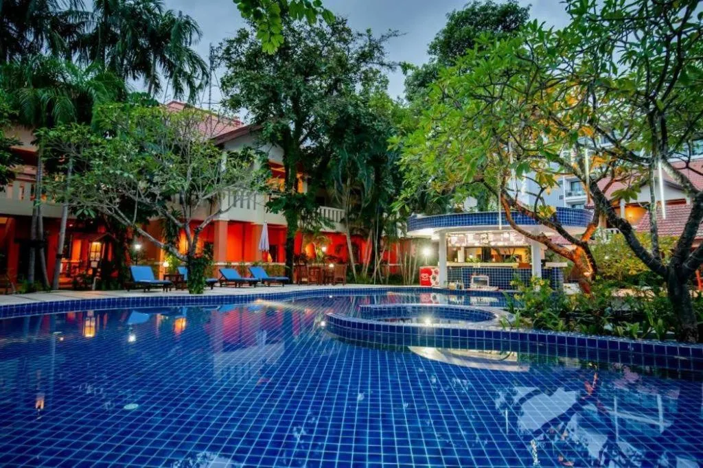 Hyton Leelavadee Hotel