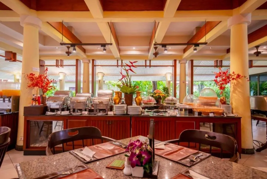 Hyton Leelavadee Hotel