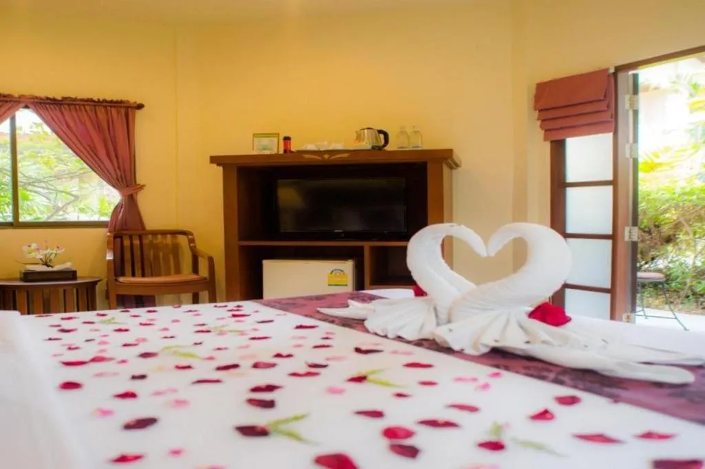 Hyton Leelavadee Hotel