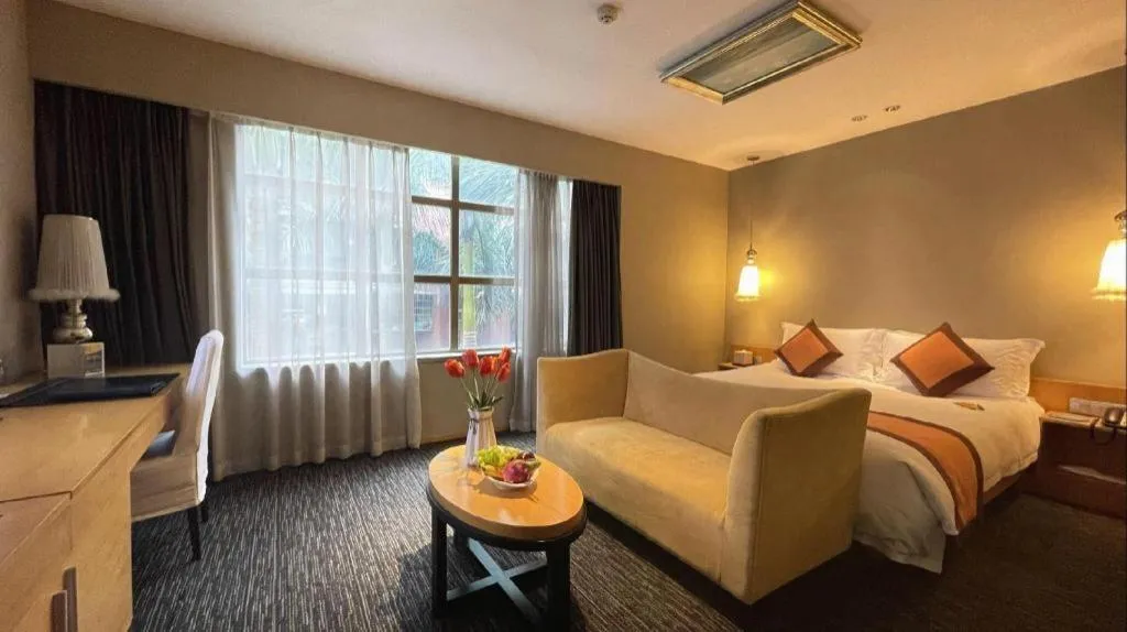 Bed in Guangzhou Carat Hotel