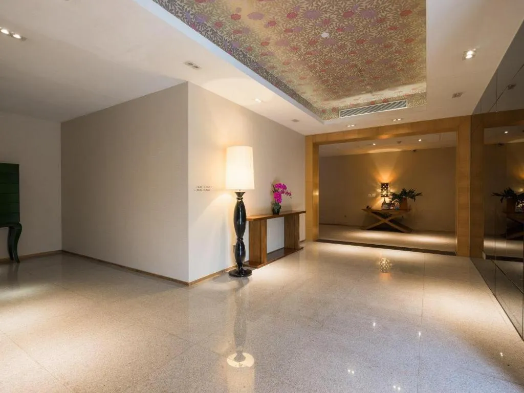 Bed in Guangzhou Carat Hotel