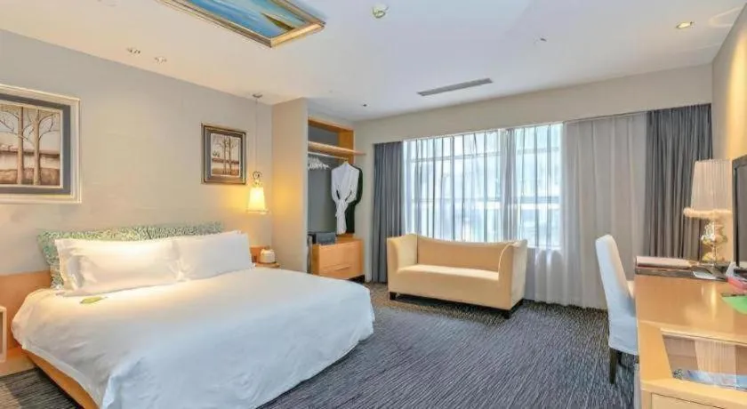 Bed in Guangzhou Carat Hotel