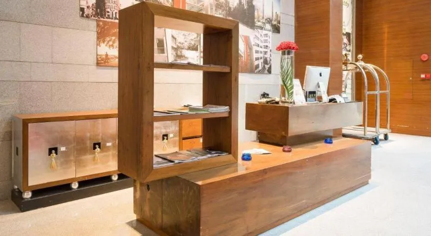 Guangzhou Carat Hotel