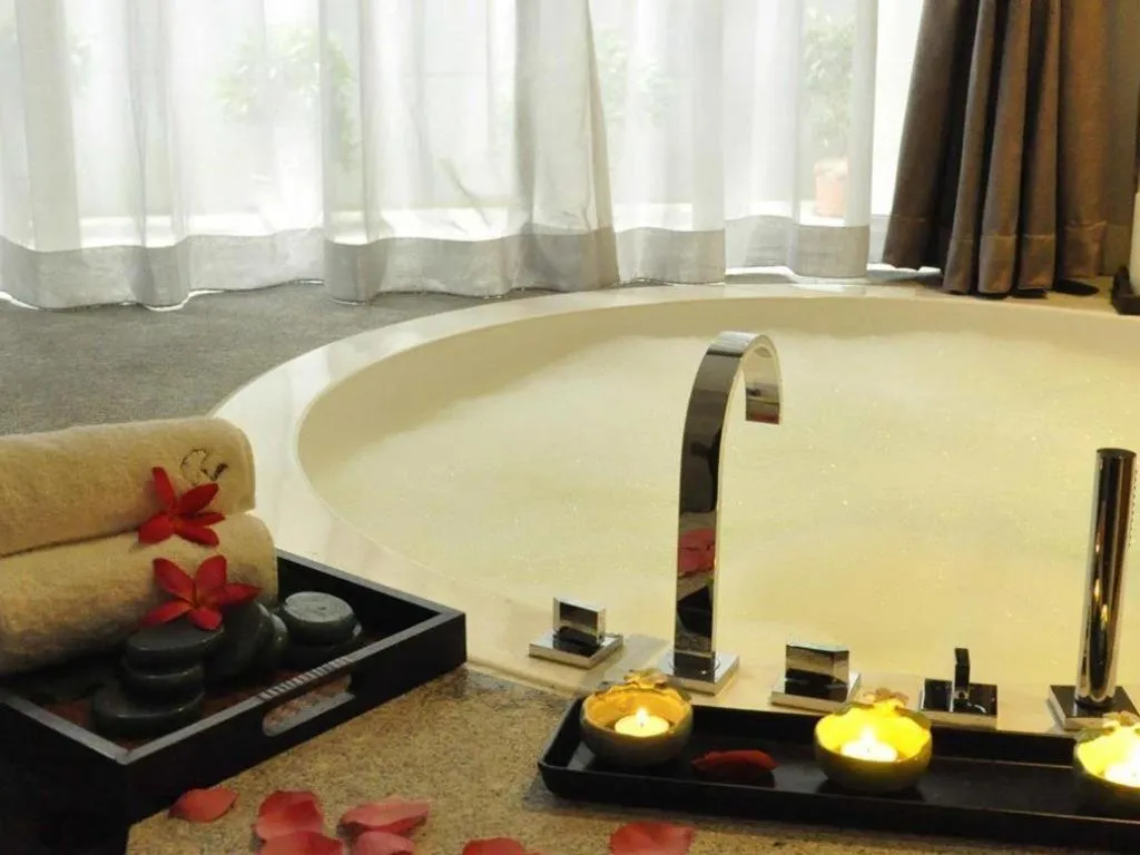 Guangzhou Carat Hotel