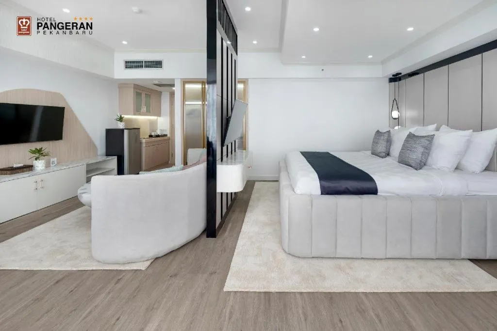 Bed in Hotel Pangeran