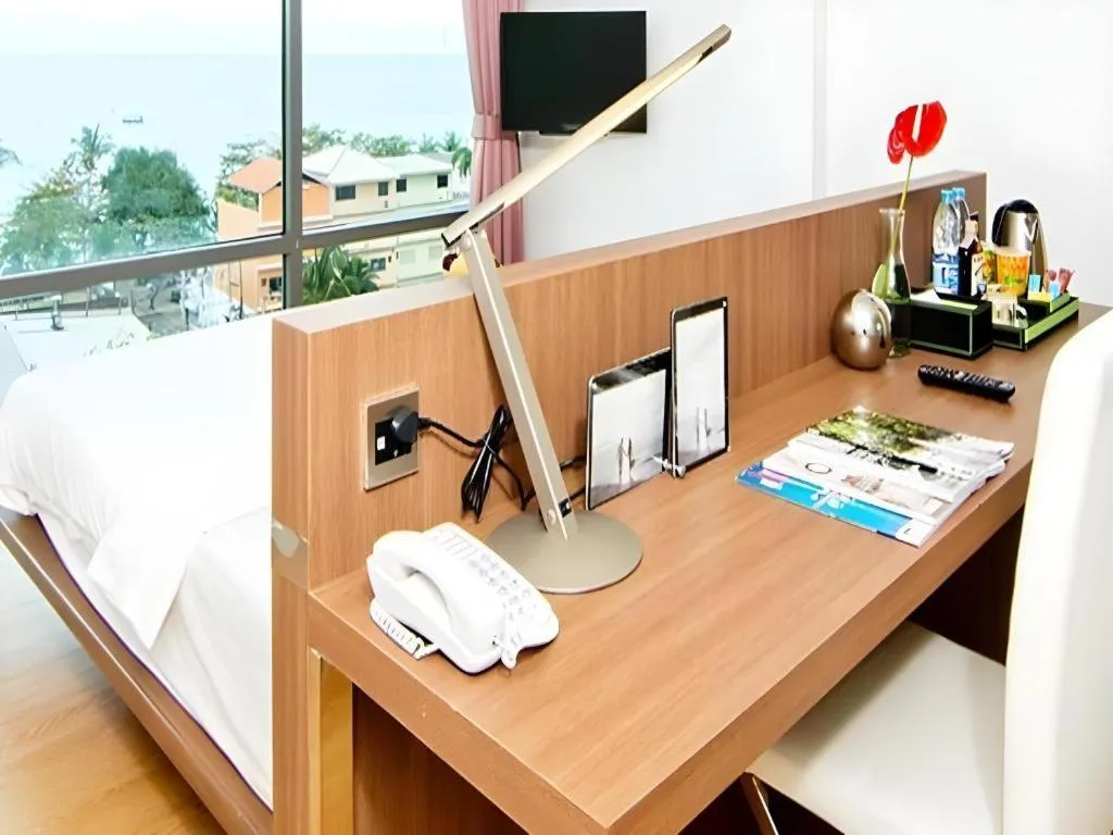 Bed in Seven Zea Chic Hotel