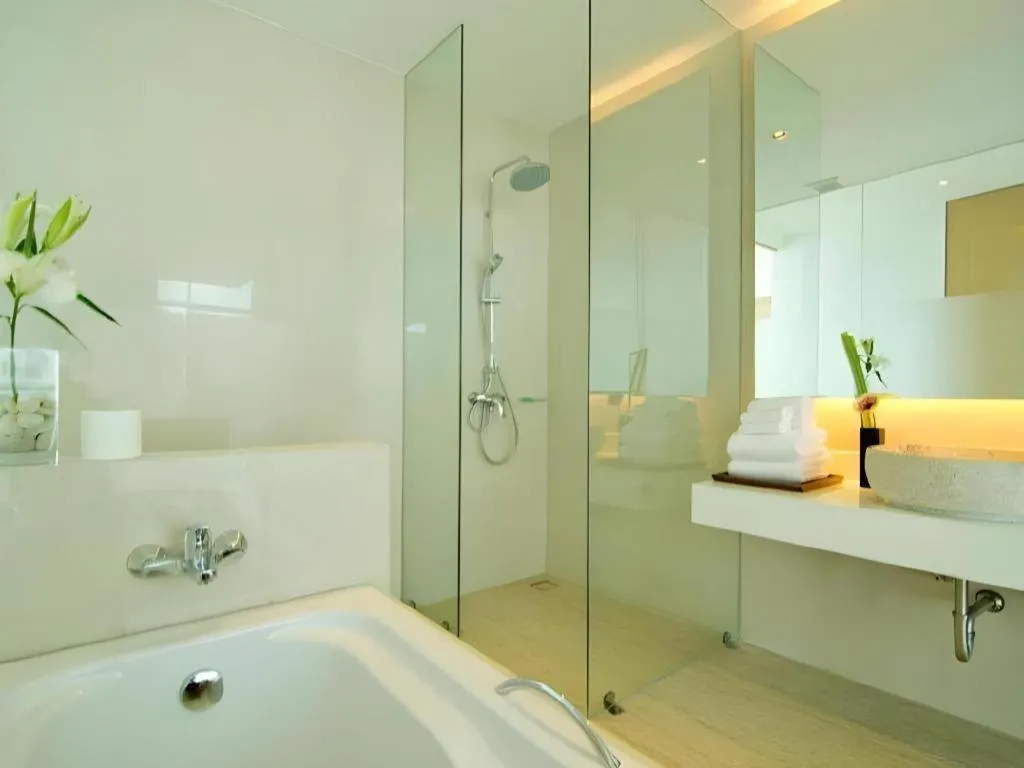 Seven Zea Chic Hotel