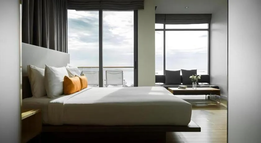 Bed in Seven Zea Chic Hotel