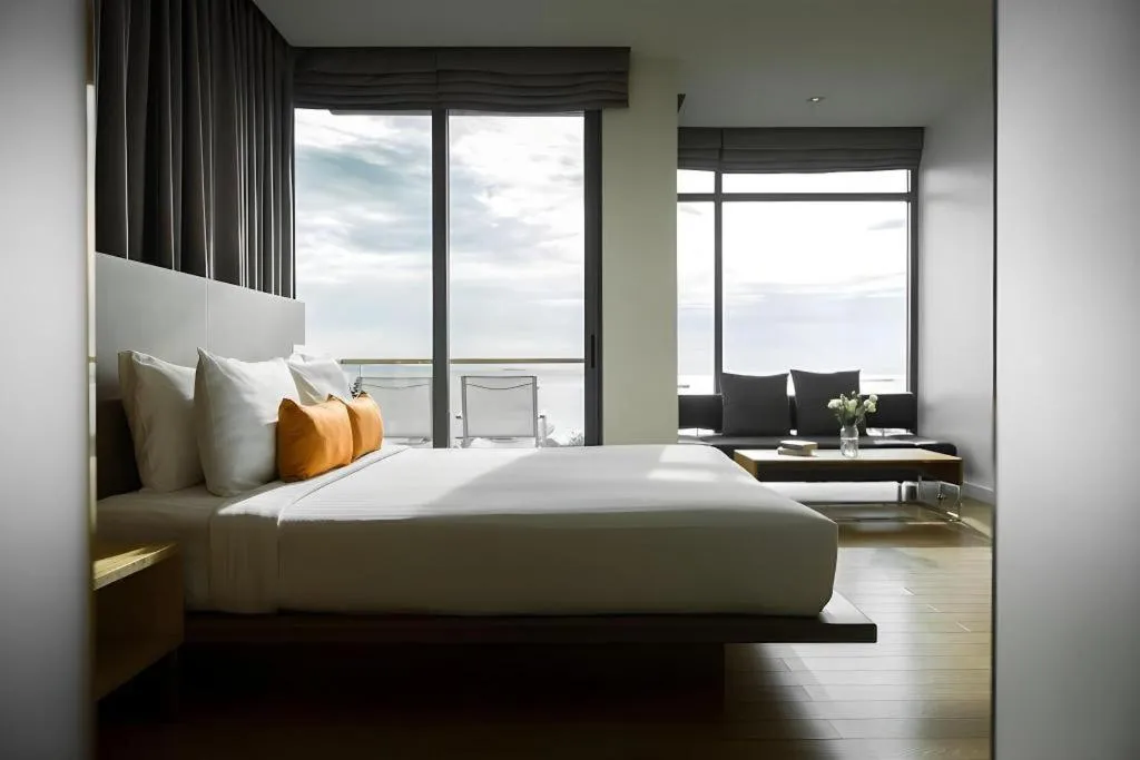 Bed in Seven Zea Chic Hotel