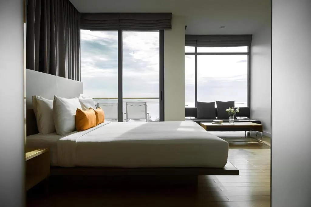 Bed in Seven Zea Chic Hotel