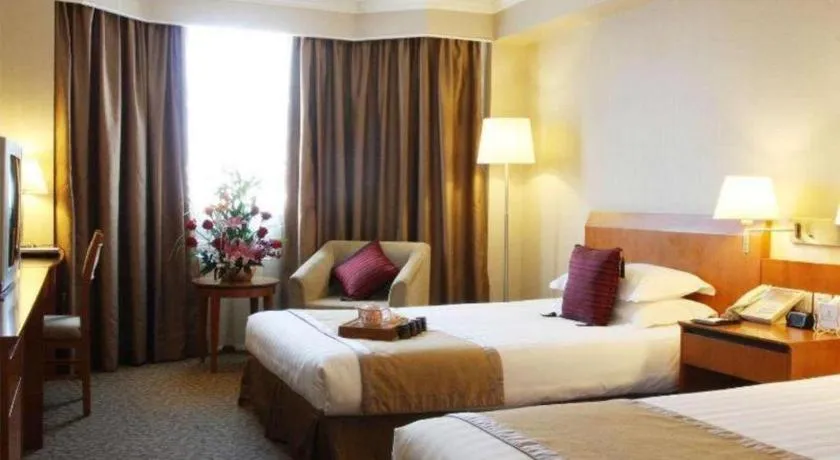 Bed in Jinglun Hotel