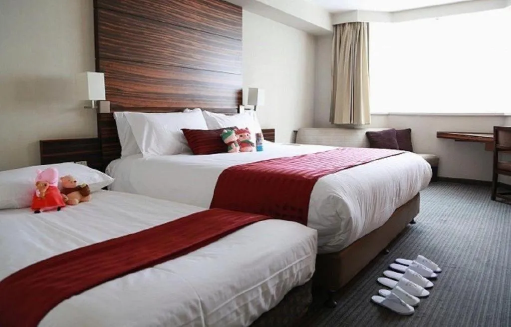 Bed in Jinglun Hotel