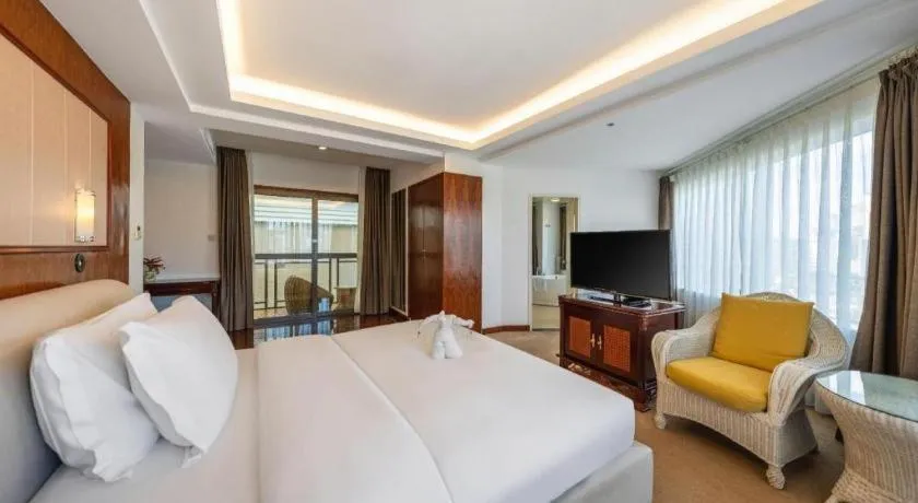 Bed in Expo Garden Hotel