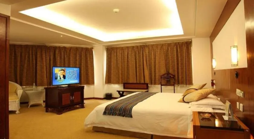 Bed in Expo Garden Hotel