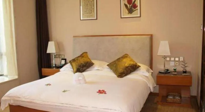 Bed in Expo Garden Hotel