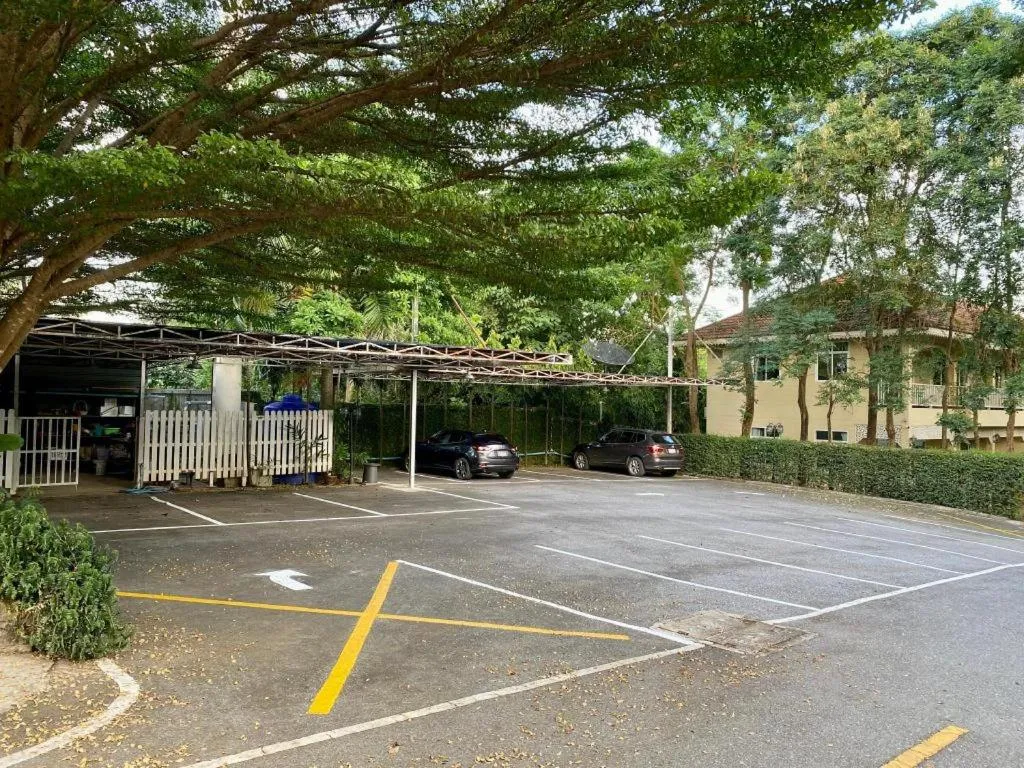 Ruen Maihom Riverside Cottage