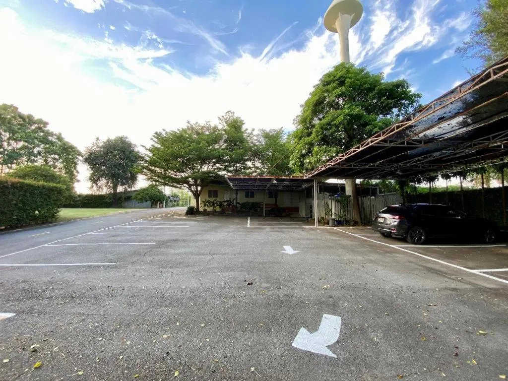 Ruen Maihom Riverside Cottage