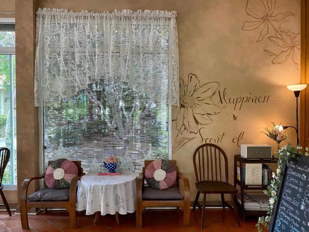 Ruen Maihom Riverside Cottage