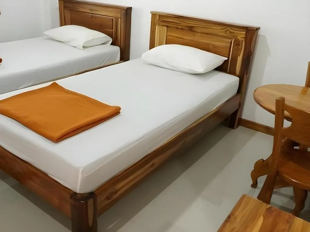 Bed in Thongphaphum Place