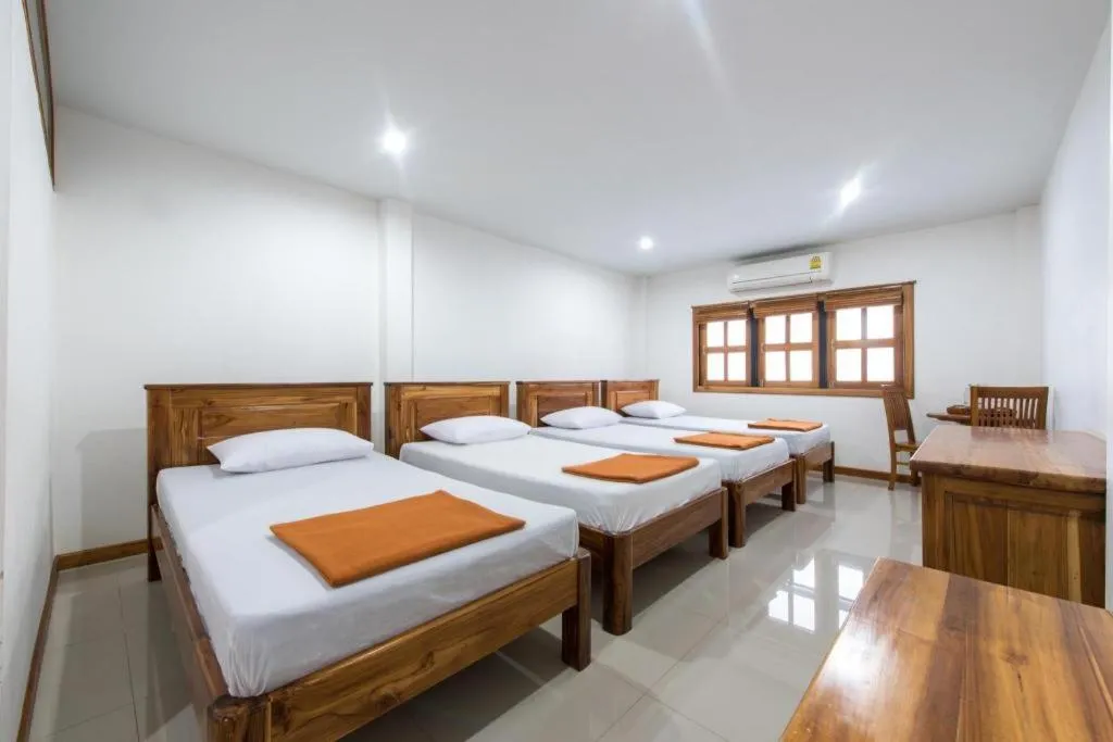 Bed in Thongphaphum Place