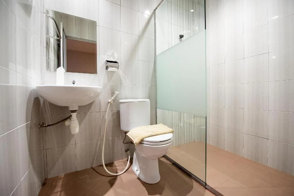 Lovina Inn Penuin Hotel