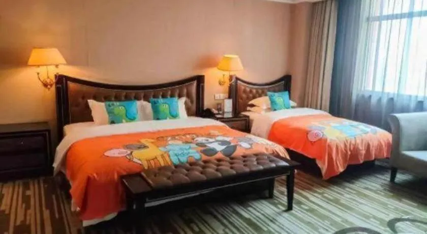 Bed in Qingdao Danube International Hotel