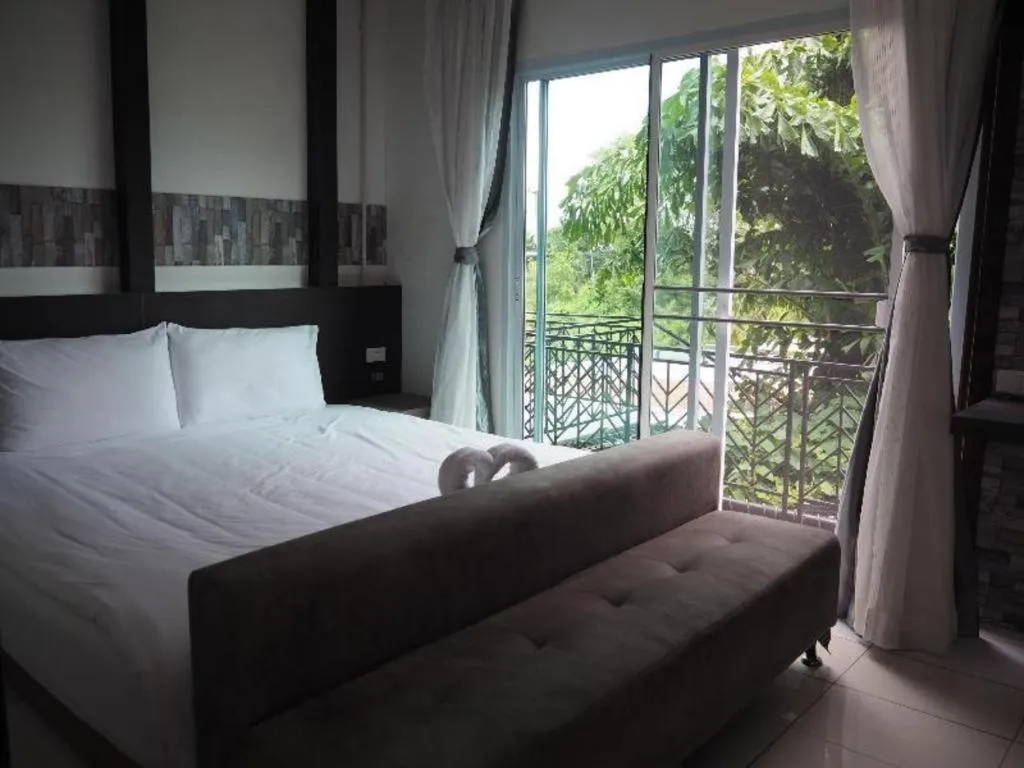 Bed in OYO 271 The Resort Romklao