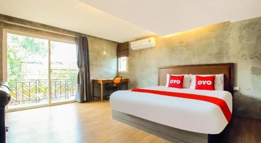 Bed in OYO 271 The Resort Romklao
