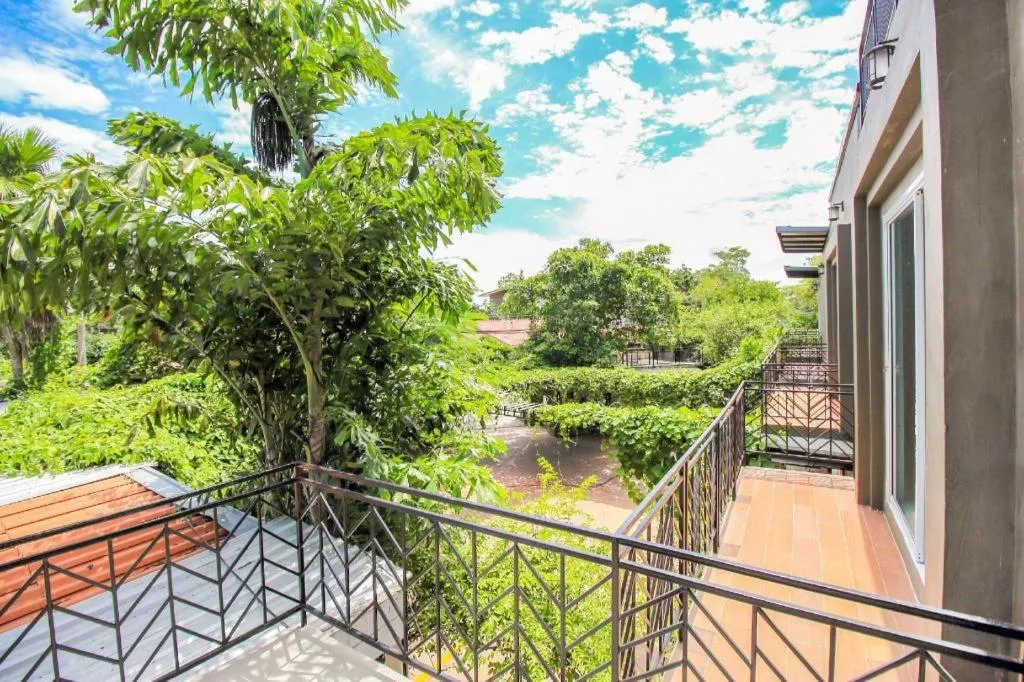 OYO 271 The Resort Romklao