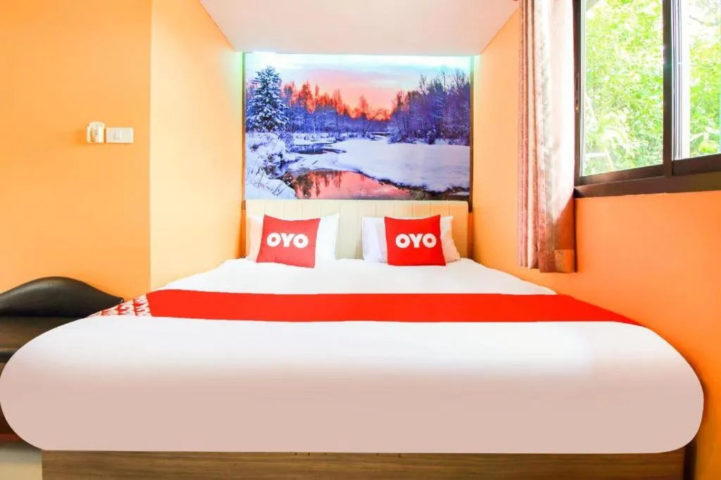 Bed in OYO 271 The Resort Romklao