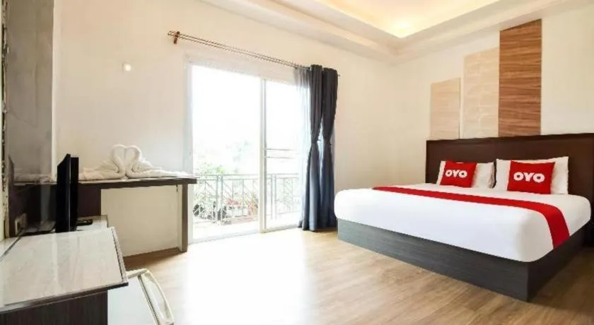 Bed in OYO 271 The Resort Romklao