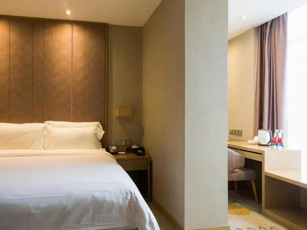 Bed in Lavande Hotel Guangzhou Tianhe Park Metro Station