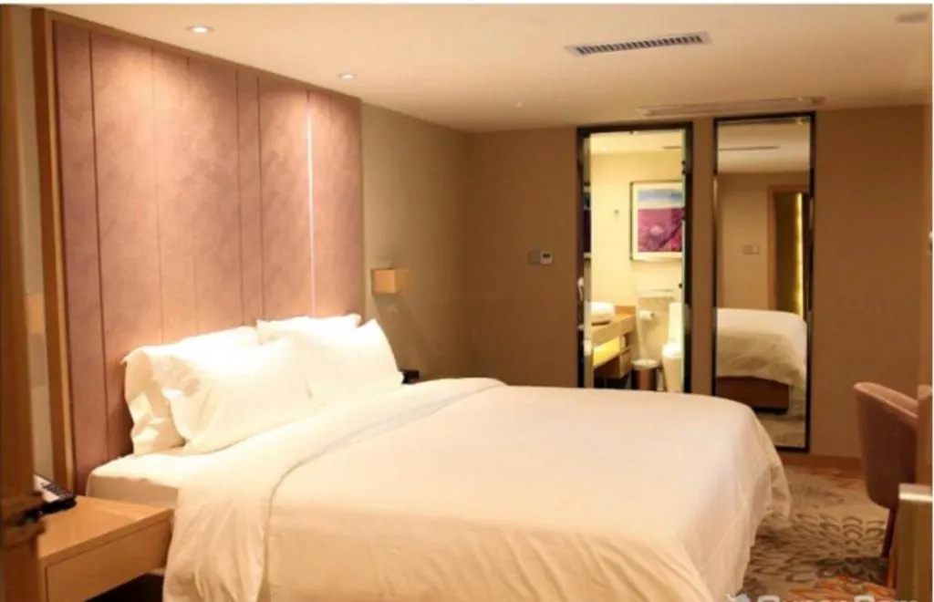 Bed in Lavande Hotel Guangzhou Tianhe Park Metro Station