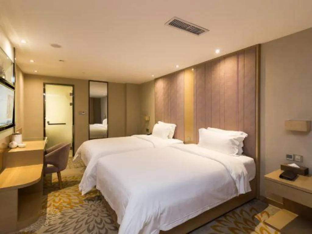Bed in Lavande Hotel Guangzhou Tianhe Park Metro Station