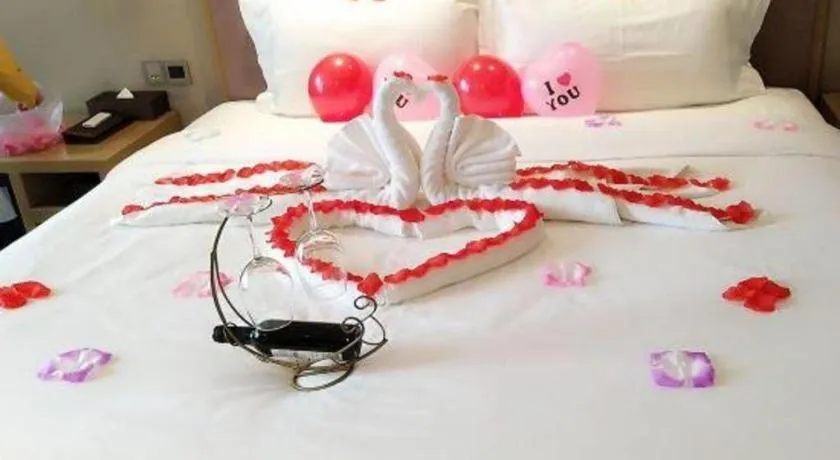 Bed in Lavande Hotel Guangzhou Tianhe Park Metro Station