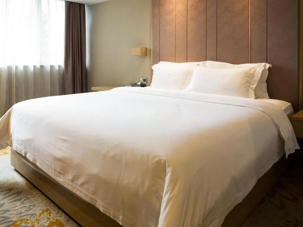 Bed in Lavande Hotel Guangzhou Tianhe Park Metro Station