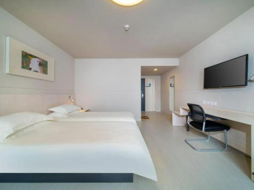 Bed in Jinjiang Inn Kunming Changshui Airport