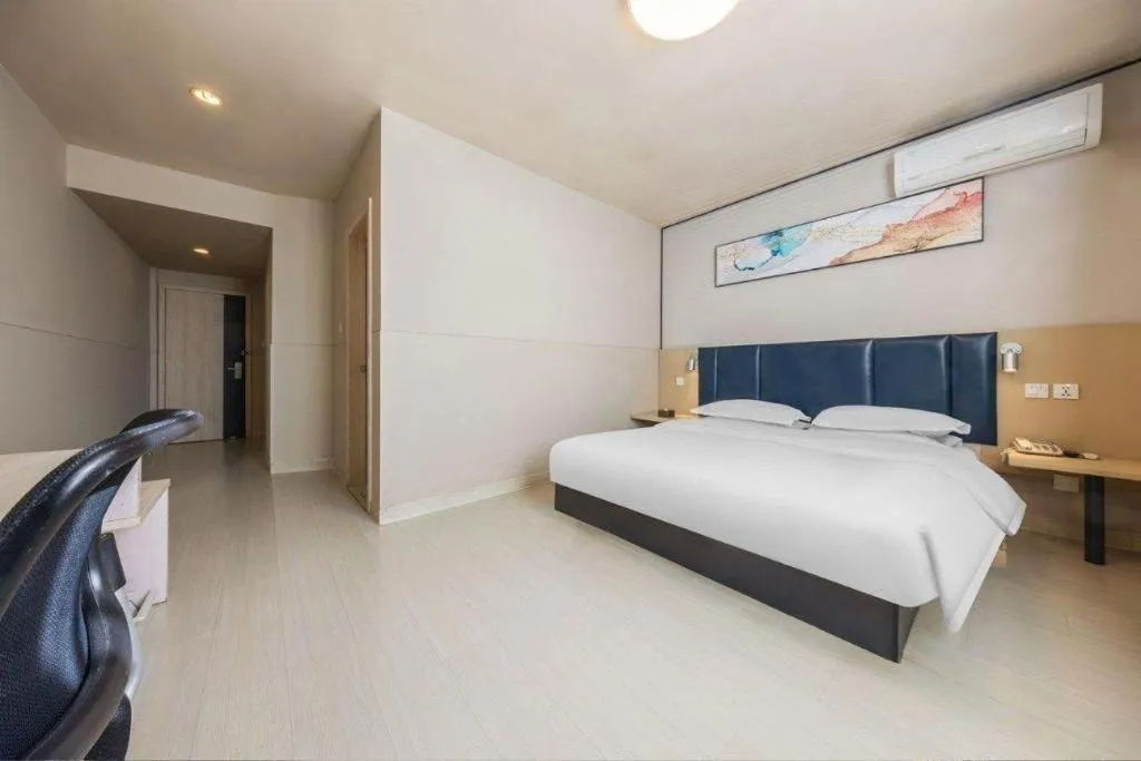 Bed in Jinjiang Inn Kunming Changshui Airport