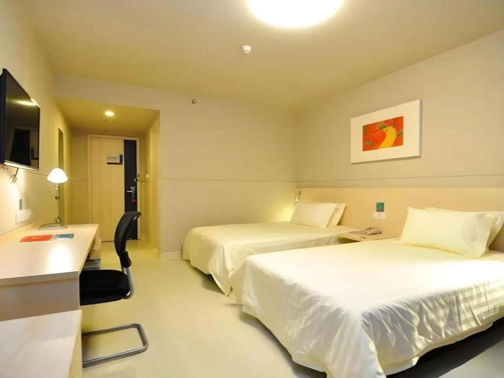 Bed in Jinjiang Inn Kunming Changshui Airport