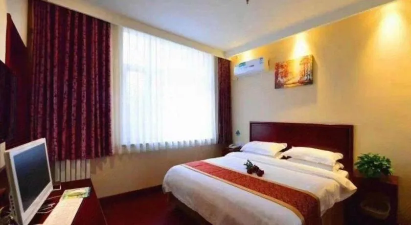 Bed in GreenTree Inn Shandong Yantai Penglai Pavilion Bus station Express Hotel