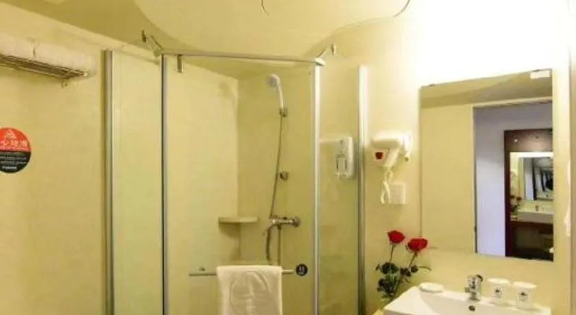 GreenTree Inn Shandong Yantai Penglai Pavilion Bus station Express Hotel