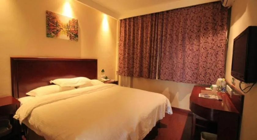 Bed in GreenTree Inn Shandong Yantai Penglai Pavilion Bus station Express Hotel
