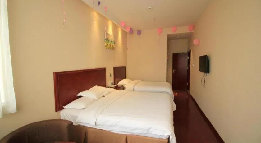 Bed in GreenTree Inn Shandong Yantai Penglai Pavilion Bus station Express Hotel