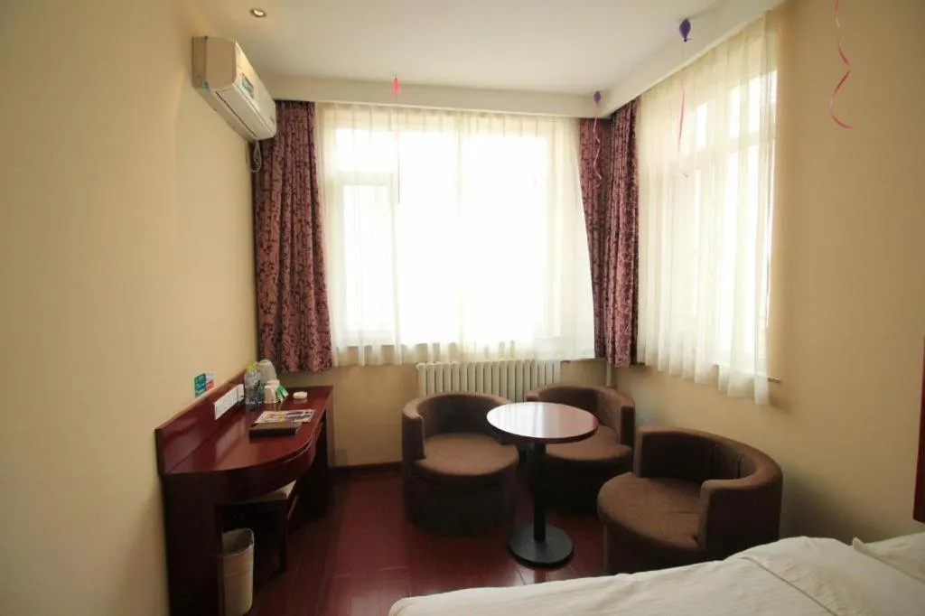 Bed in GreenTree Inn Shandong Yantai Penglai Pavilion Bus station Express Hotel