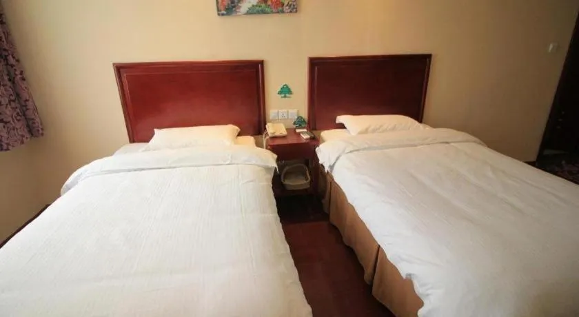 Bed in GreenTree Inn Shandong Yantai Penglai Pavilion Bus station Express Hotel