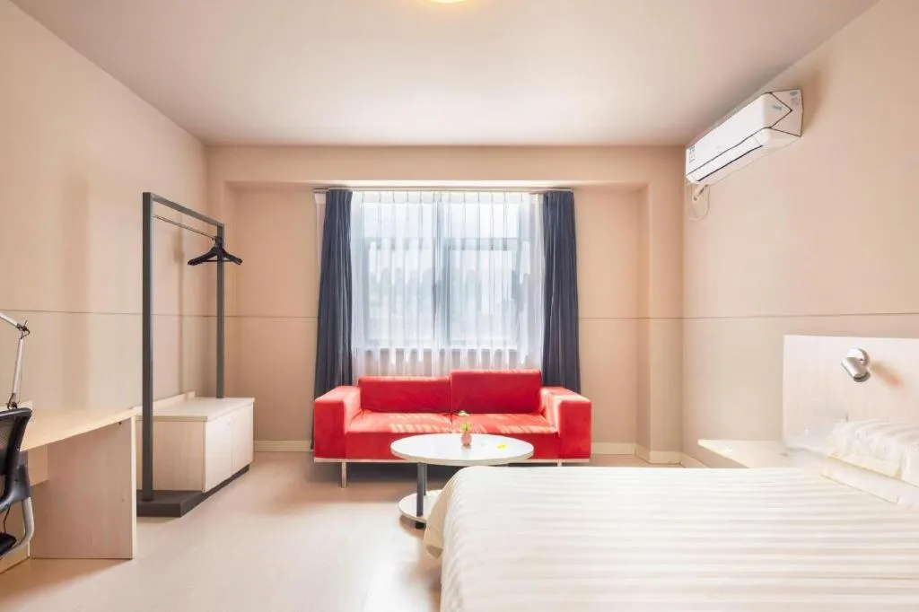 Bed in Jinjiang Inn Jinhua Binhong Road