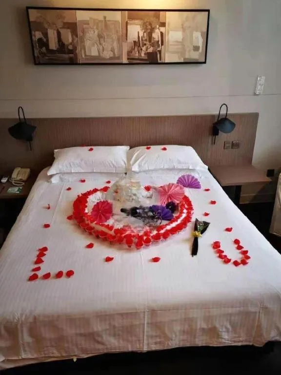 Bed in Jinjiang Inn Xi'an Zhonglou North Street Metro Station